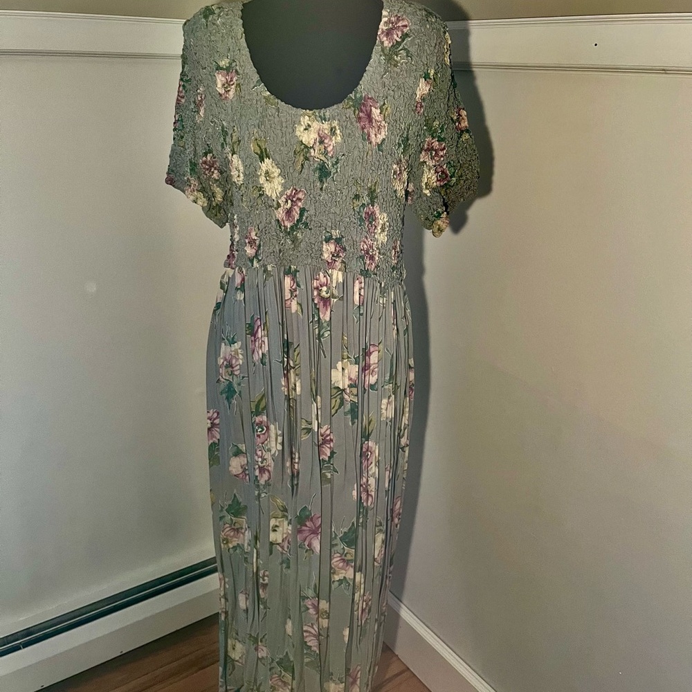 Jeffrey & Dara Sage Floral Dress